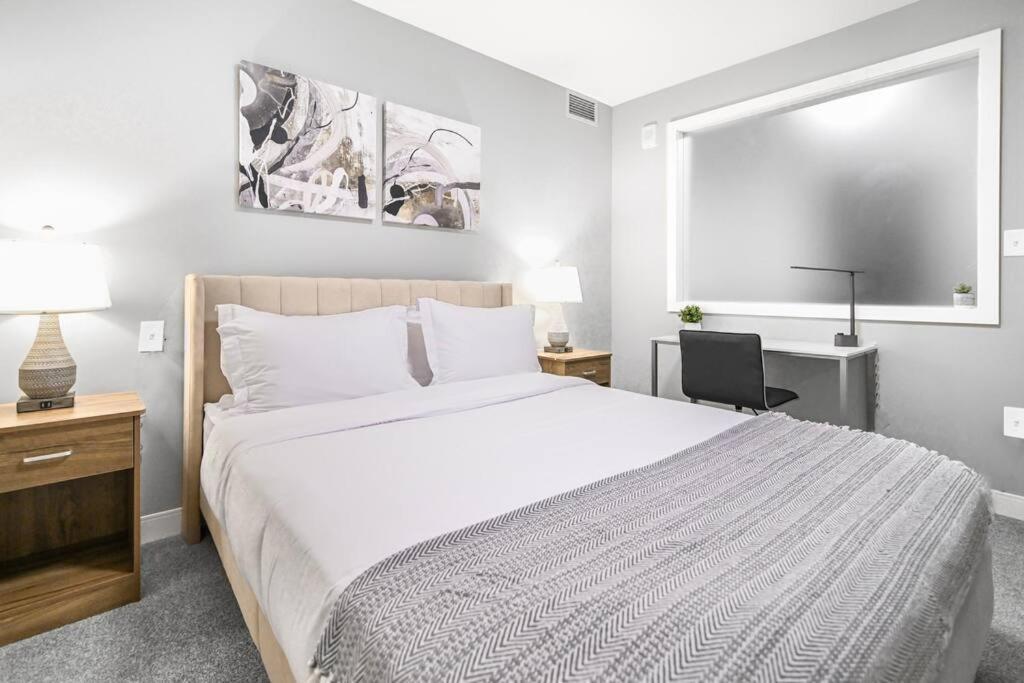 2Br Unit In The Heart Of Dt On Playhouse Square, With Pool And Gym Access-1106 Appartement Cleveland Buitenkant foto