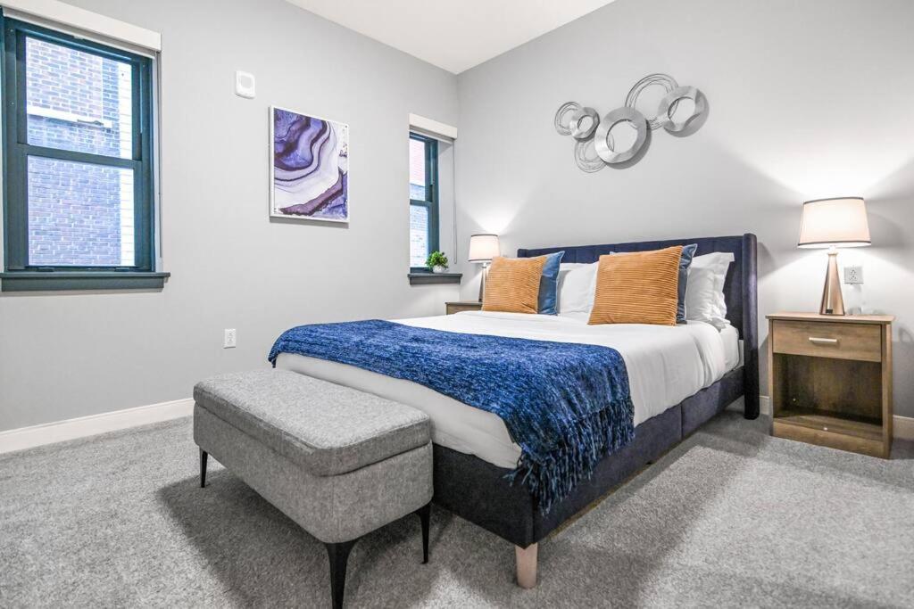 2Br Unit In The Heart Of Dt On Playhouse Square, With Pool And Gym Access-1106 Appartement Cleveland Buitenkant foto